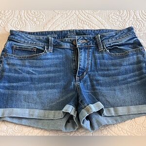 a.n.a. A New Approach jeans shorts size 10
